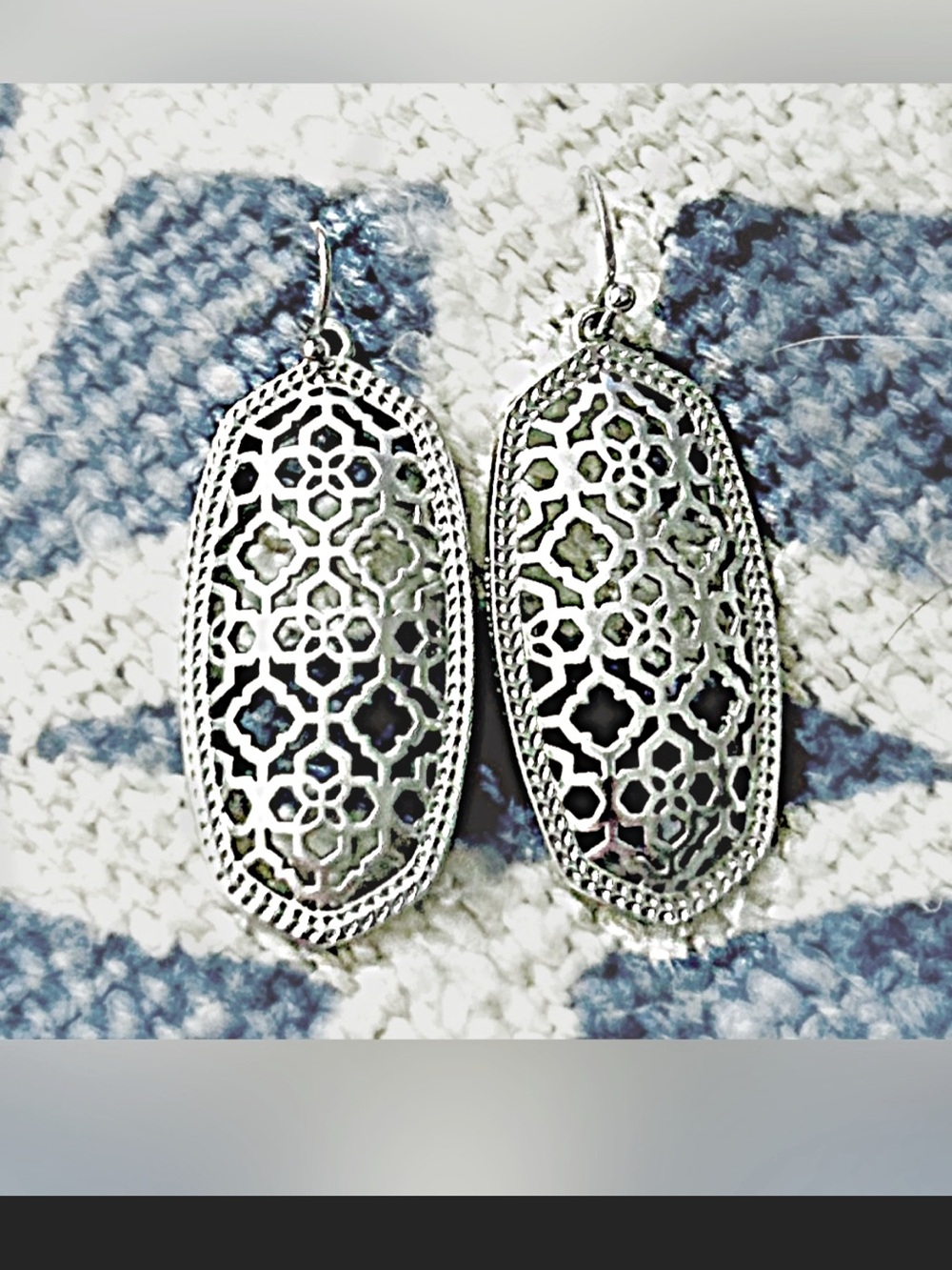 Kendra Scott Elle Filigree Drop Earrings - Picture 3 of 7